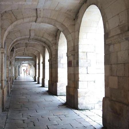L'Appartement : Location Les Merciers. Ла-Рошель Екстер'єр фото